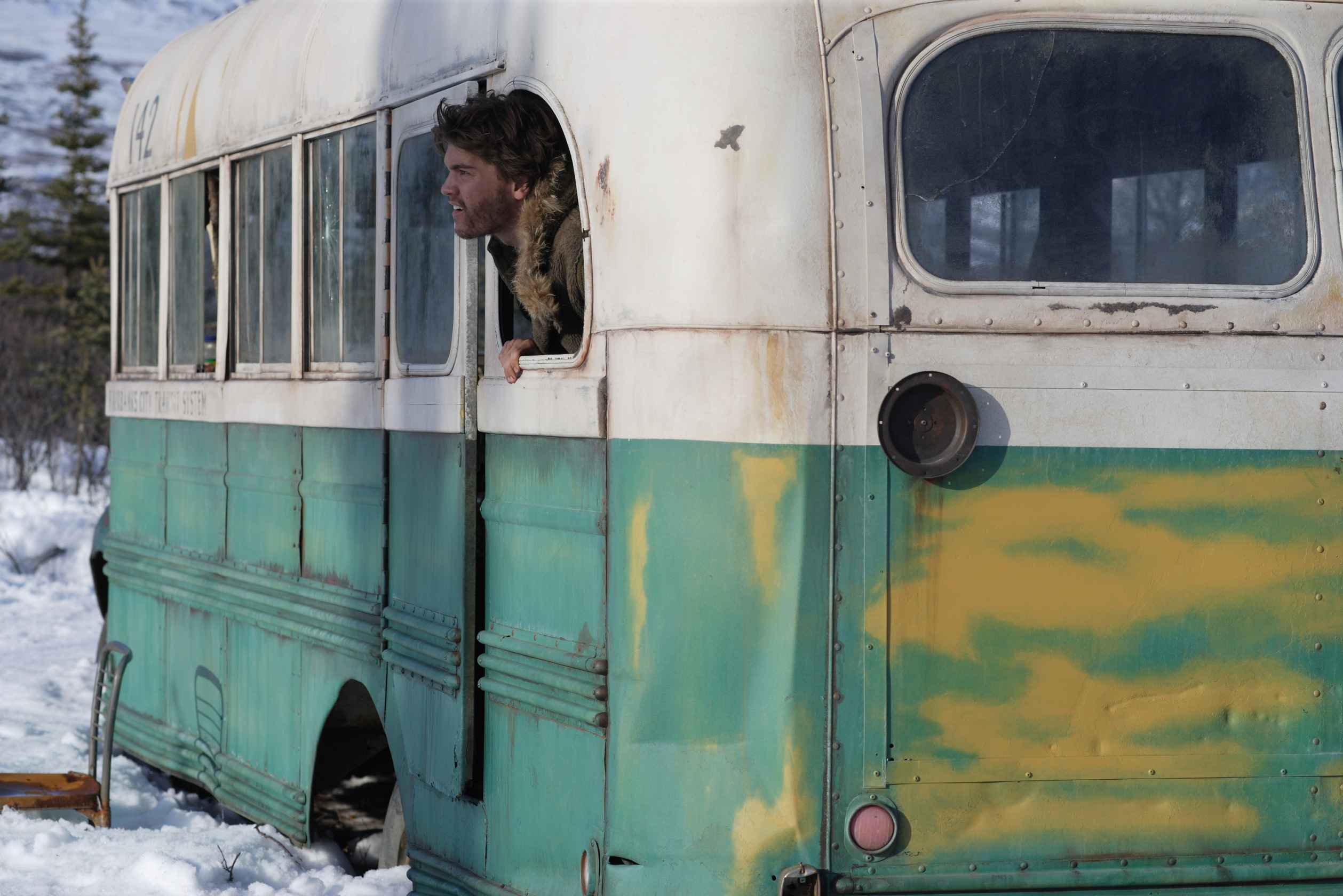 Into-The-Wild-Movie-Actor-In-Bus-Wallpaper.jpg